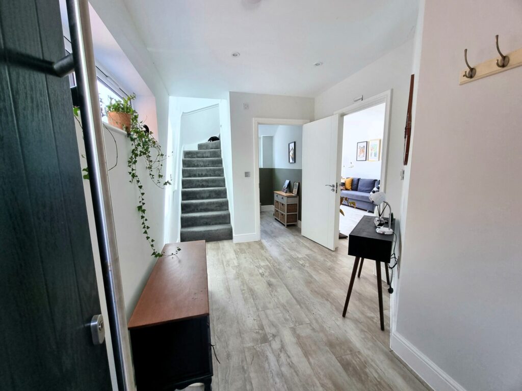 Chapelfield Close - Welwyn Garden City - Hertfordshire - AL7